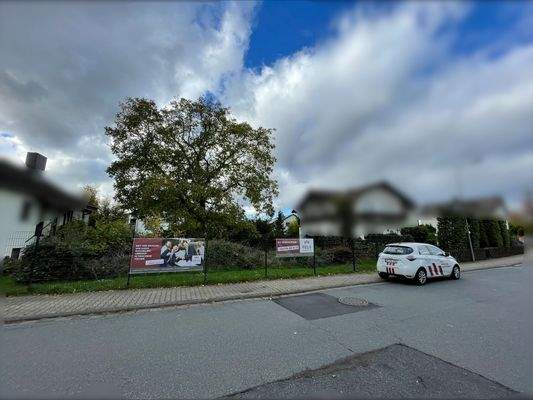 Nähe des Campus m vielen neu gebauten EFH 