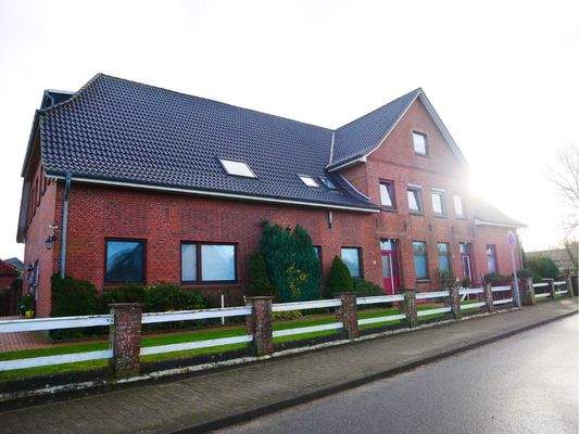 Straßenansicht aufs Haus