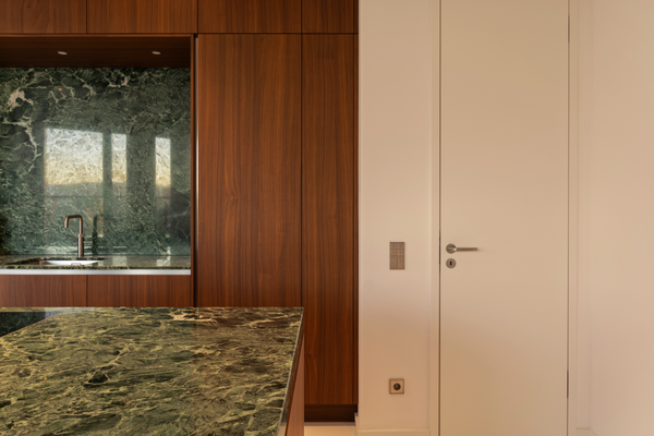 Küche und Hauswirtschaftsraum