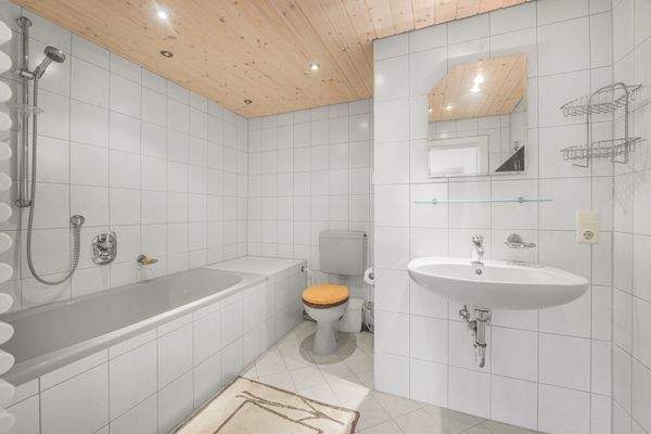 Bad im Untergeschoss