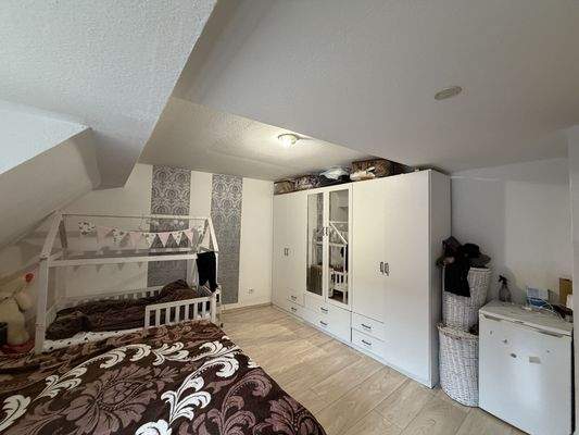 Schlafzimmer DG Haus rechts 