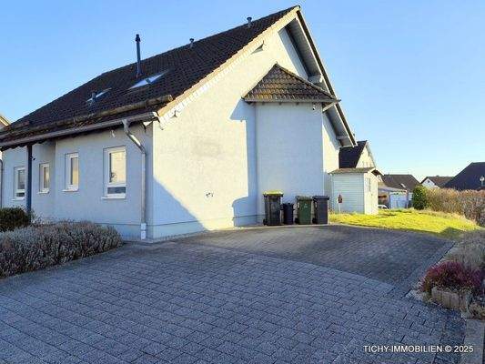 Seitliche Stellplätze