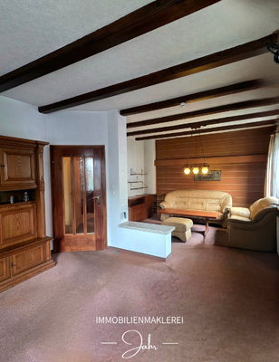 Wohnzimmer mit Essbereich