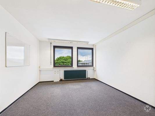 Eden-Ehbrecht-Immobilien_Bürohaus_Grundstück_Verkauf_056