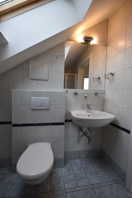 Badebereich - Kleine 2 Zimmer Apartment mit schöner Aussicht Miete Oberndorf bei Salzburg