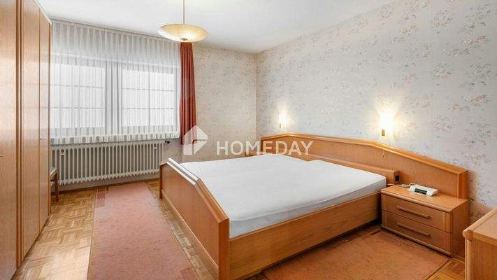 1. OG Schlafzimmer 1 1