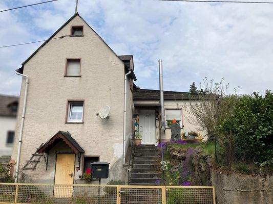 Frontansicht mit Eingang