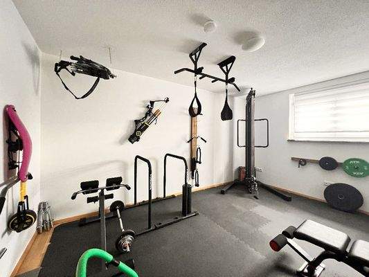Voll unterkellert Fitnessraum