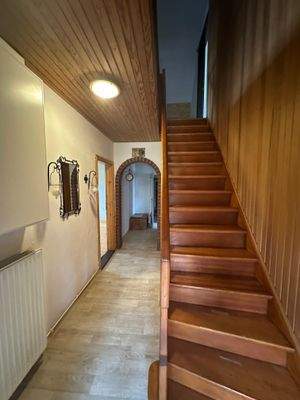 Treppe Haupthaus.jpg