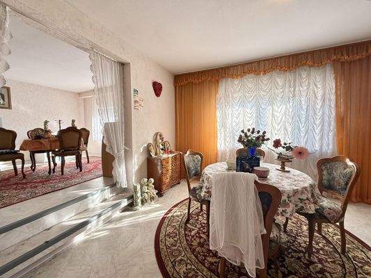 Wohnbereich EG rechts Ansicht 1