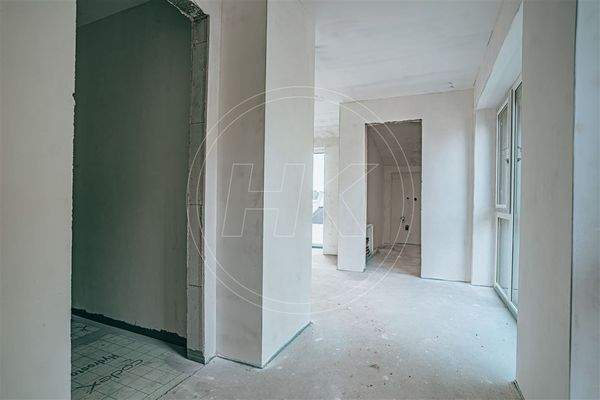 Zugang zum Bad, HWR und Wohn- Esszimmer 