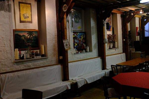 Linke Seite Blick nach vorne