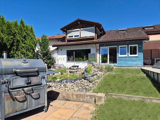 Garten 03 mit Grillplatz und Fischteich