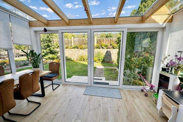 neu angebauter Wintergarten am Wohnzimmer