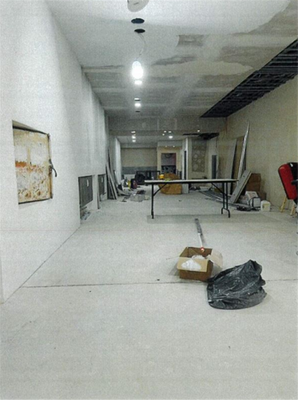 Und den NEUEN Bodenbelag ...