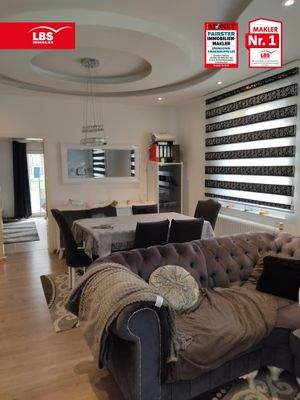 Wohnzimmer & Essbereich EG