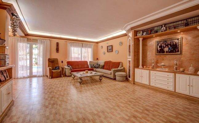 Renovierte Villa zum Verkauf in Palmanova, Mallorca