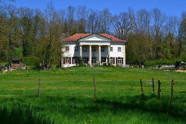Schloss Scharnhausen