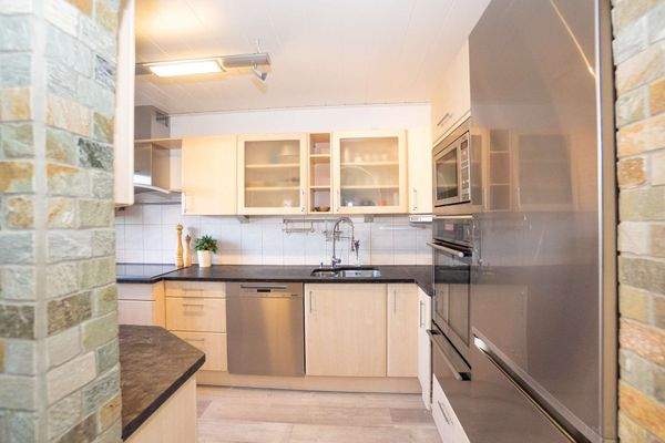 Helle und großzügige Küche