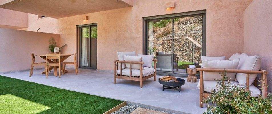 A8-Voltor-Esporles-garden-July2025