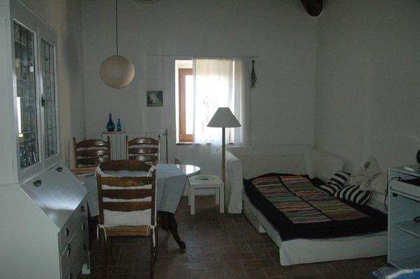 App o Schlafcouch ausgezogen