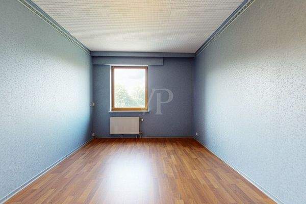 Kinderzimmer - OG - mit KI Möbel entfernt