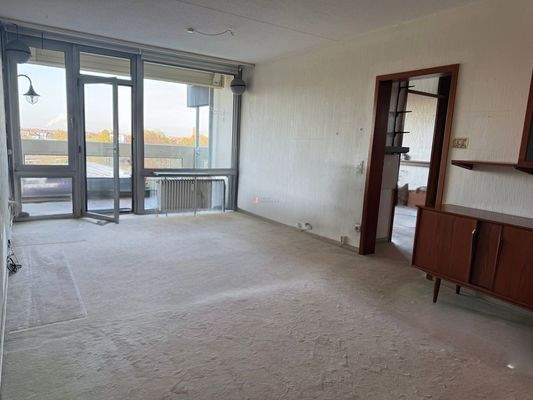 Wohnzimmer - weitere Perspektive 