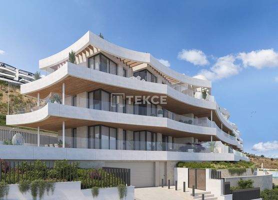 Apartments with Pools Close to Sea in Rincón de la Victoria Málaga