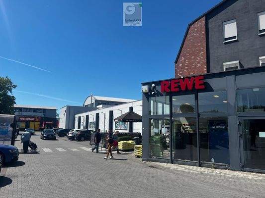 Umgebung REWE Supermarkt
