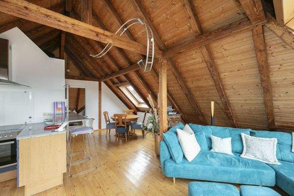 Wohnen/Essen Ansicht 2 I DG