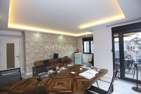 Apartment Near the Sea and Airport in Antalya Muratpasa