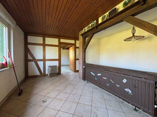 Essen / Durchgang OG Anbau