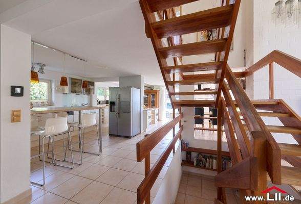 Treppenabgang zum Untergeschoss