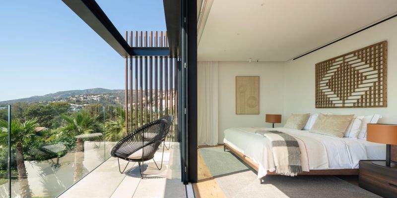 Master bethroom in villa in Portals 3