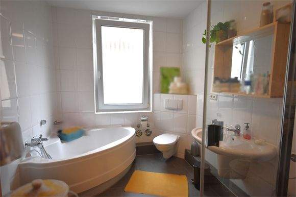 Weitere Badezimmeransicht