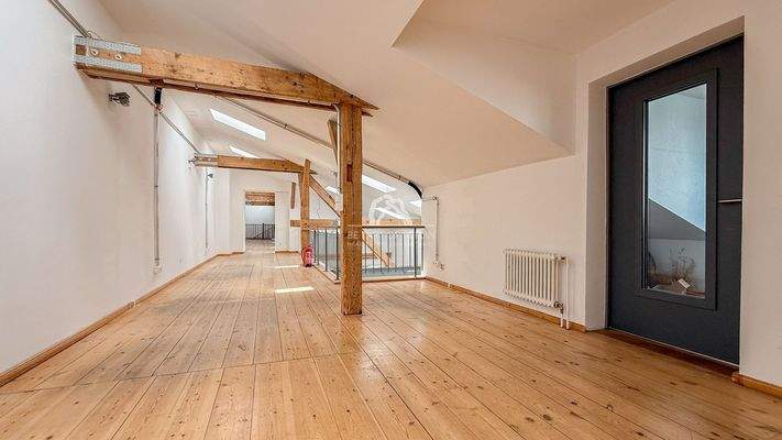 Räumlichkeiten DG / premises attic