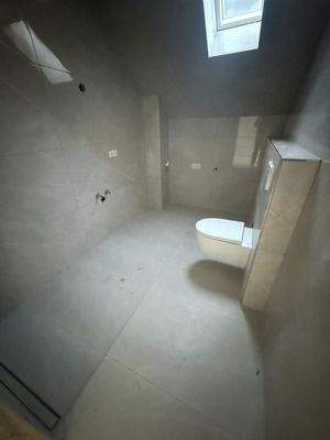 4-Zimmer Galerie: Badezimmer