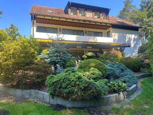 Garten und Haus Südansicht