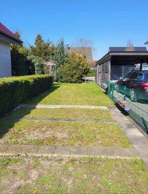 Städtisches Pachtgrundstück, was zum Haus angegliedert ist.