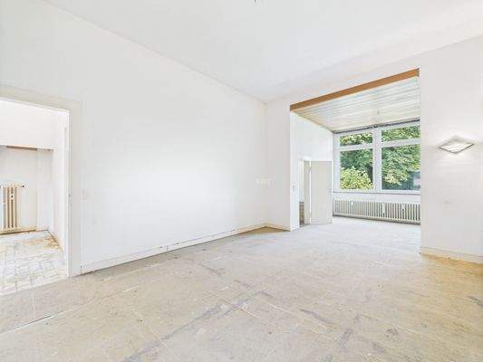 Großzügiger Wohnbereich  im OG