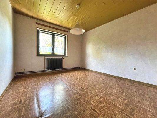 Ein schlichter Grundriss prägt auch das zweite Kinderzimmer