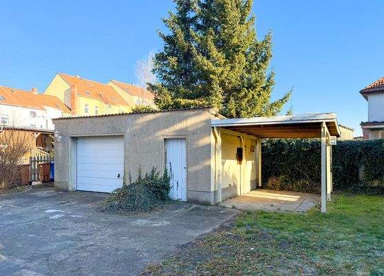 ...das Hofgrundstück