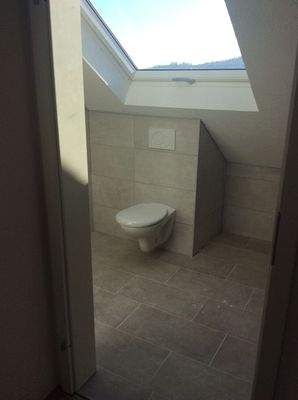 neues Bad mit Badewanne