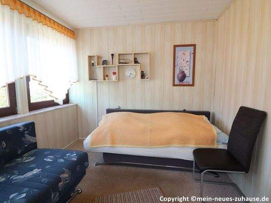 Bild 12 Zimmer 1 Dachgeschoss