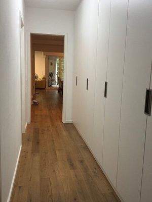 Diele mit Einbauschränken.jpg