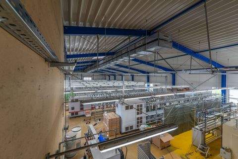 Oelsnitz Halle, Oelsnitz Hallenfläche