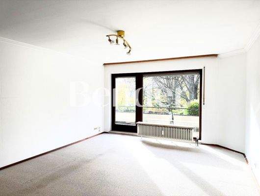 V-807 Wohn- & Esszimmer