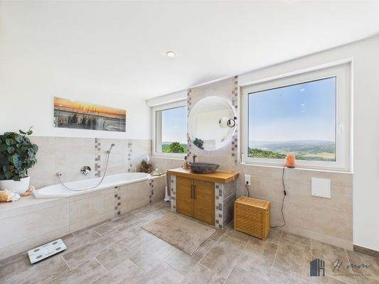 Badezimmer OG
