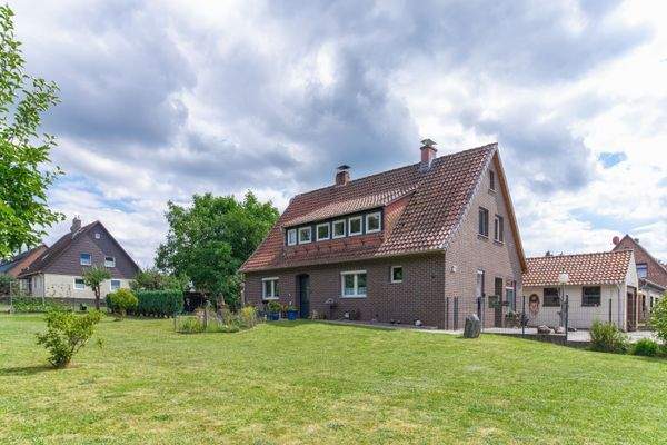 Außenansicht - Anwesen