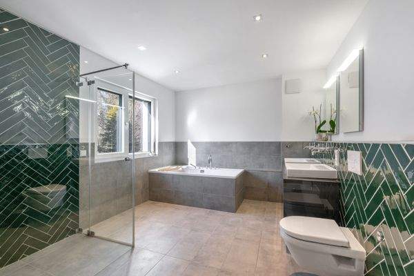 Großzügiges Familienbad